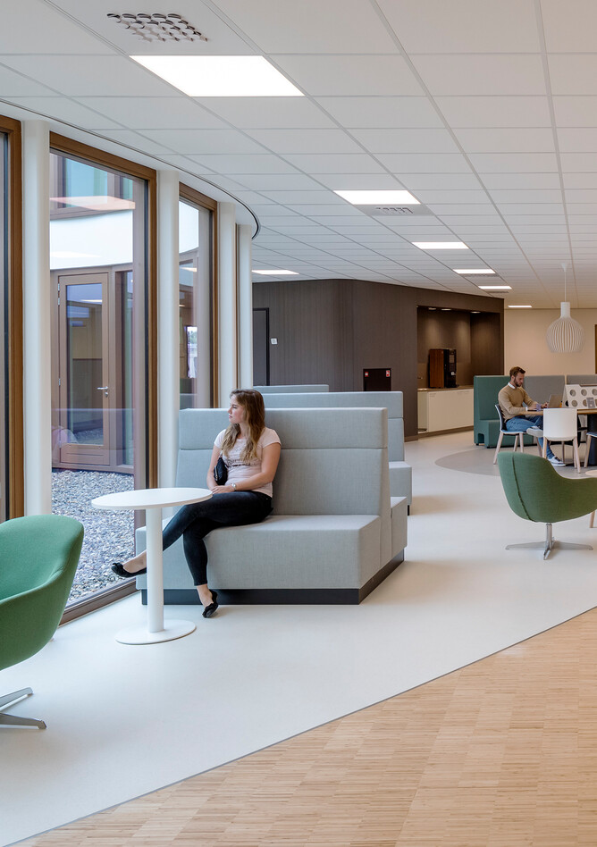 Oogcentrum Noordholland Royal Ahrend healthcare project interior view of Oogcentrum Noordholland in Heerhugowaard SB200613