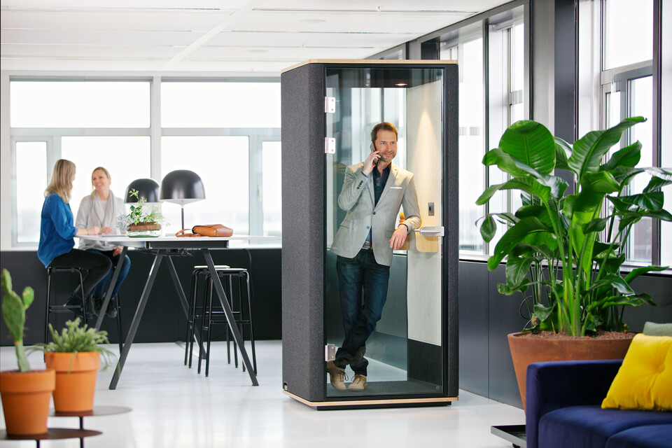 Silence CALL, Aero, 452 Royal Ahrend Inspiration Center in Amsterdam 5436