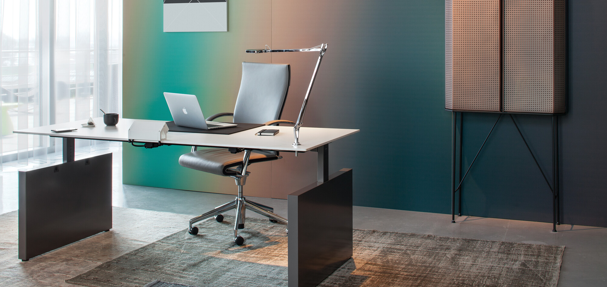 Balance, 350 Royal Ahrend Showroom in Sint Oedenrode 12
