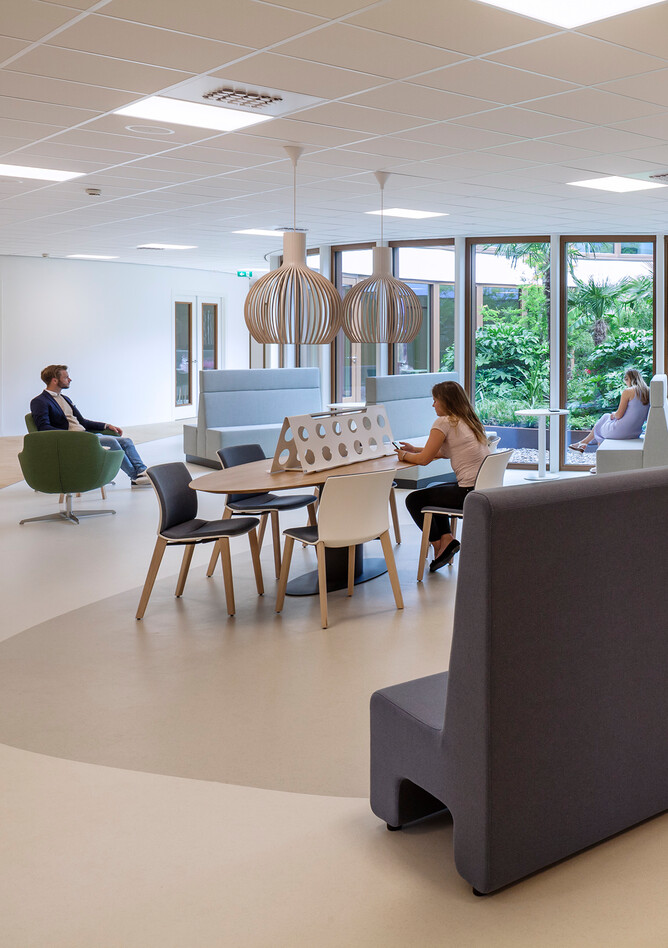 Oogcentrum Noordholland Royal Ahrend healthcare project interior view of Oogcentrum Noordholland in Heerhugowaard SB200615