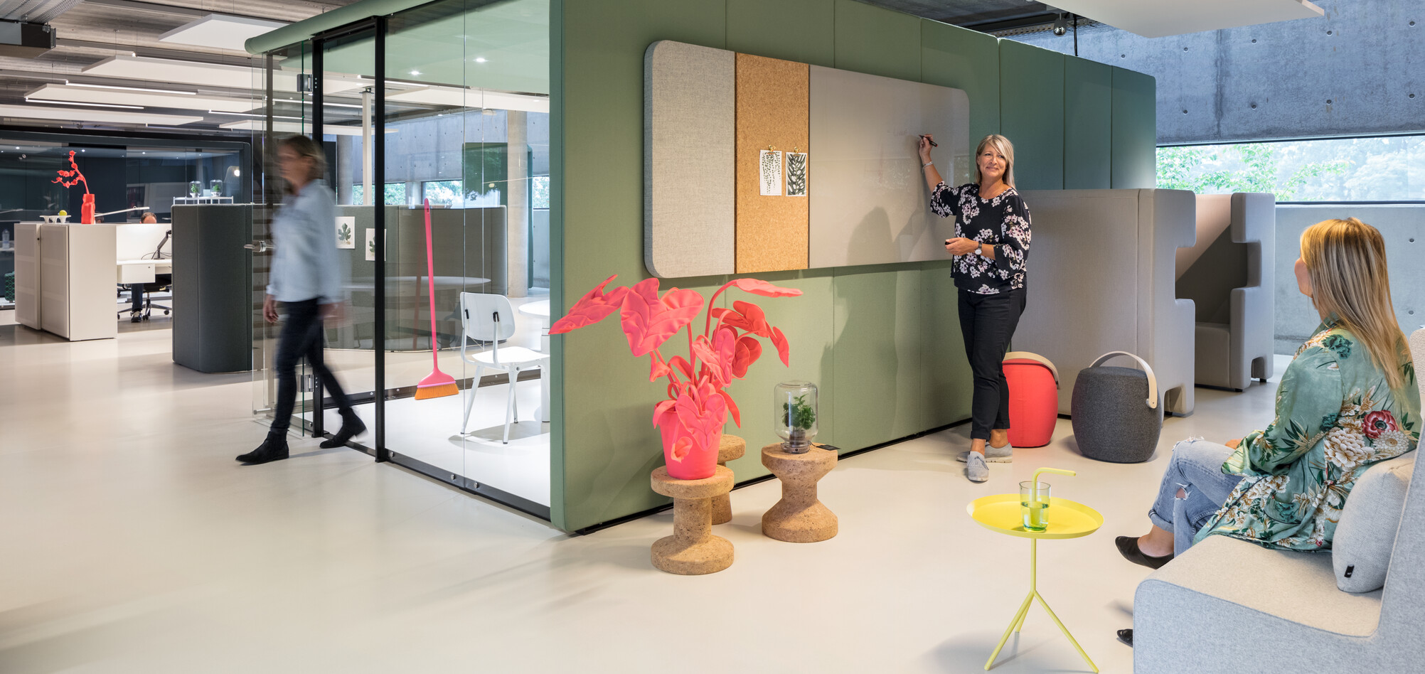Flexbox Royal Ahrend Showroom in Brussels 08
