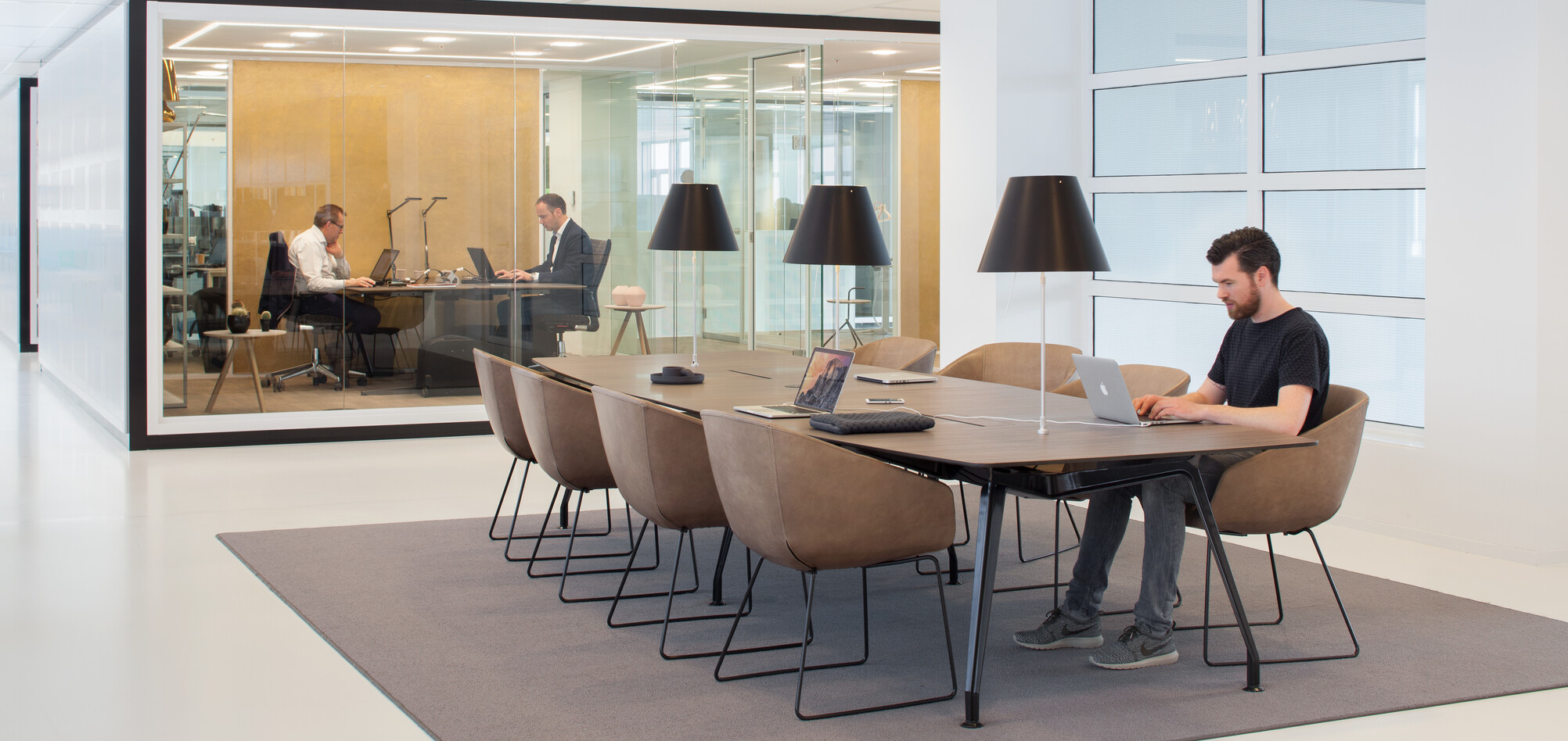 1200, Hesta Royal Ahrend Inspiration Center in Amsterdam 0509