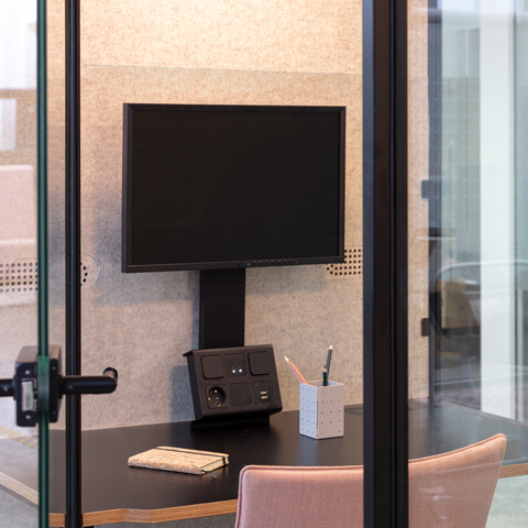Silence CHAT, 463 Royal Ahrend Inspiration Centre in Amsterdam SP16