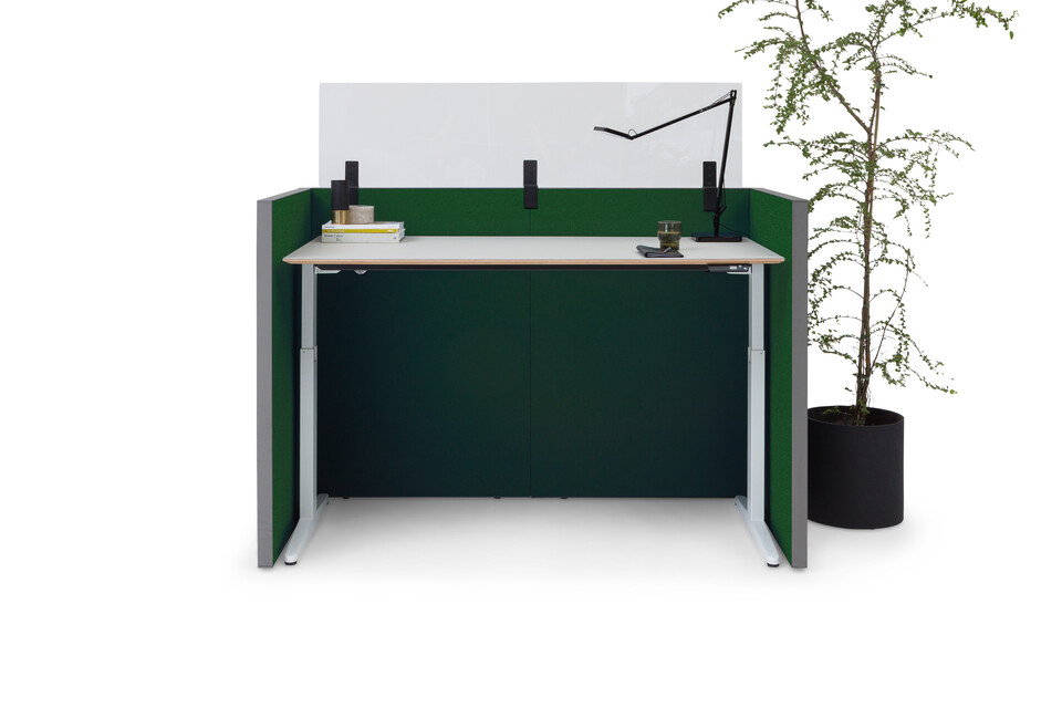 Retreat, Balance, Ahrend Clear Royal Ahrend Retreat Acoustic screen with grey frame and upholstered in green with Balance desk in white in standing position Ahrend Clear transparent screen styled front view