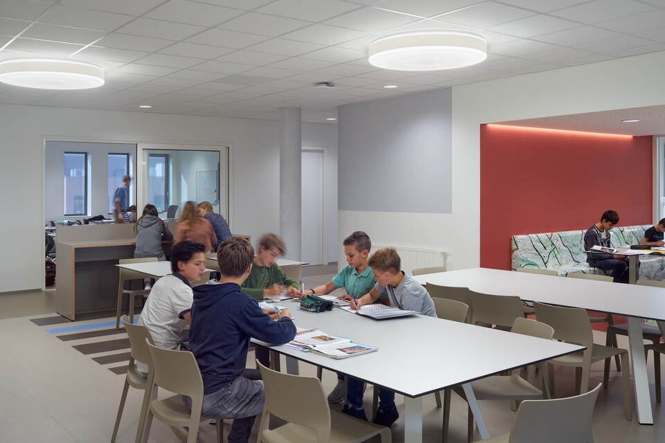 2College Jozefmavo Royal Ahrend education project 2College Jozefmavo in Tilburg GVBF050