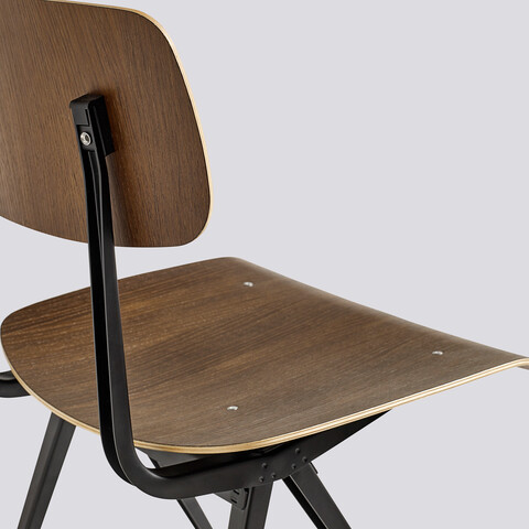 Result Result Chair Detail 02