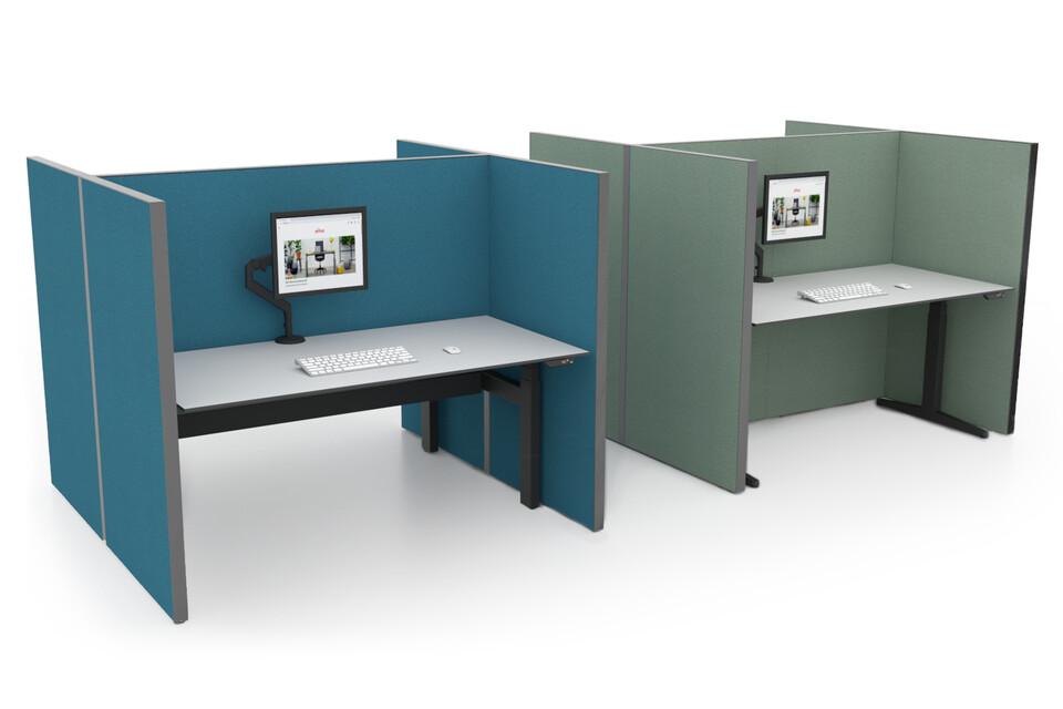 Balance, S50 Royal Ahrend Balance dual and single desk with blue and green upholstered S50 screens front left view