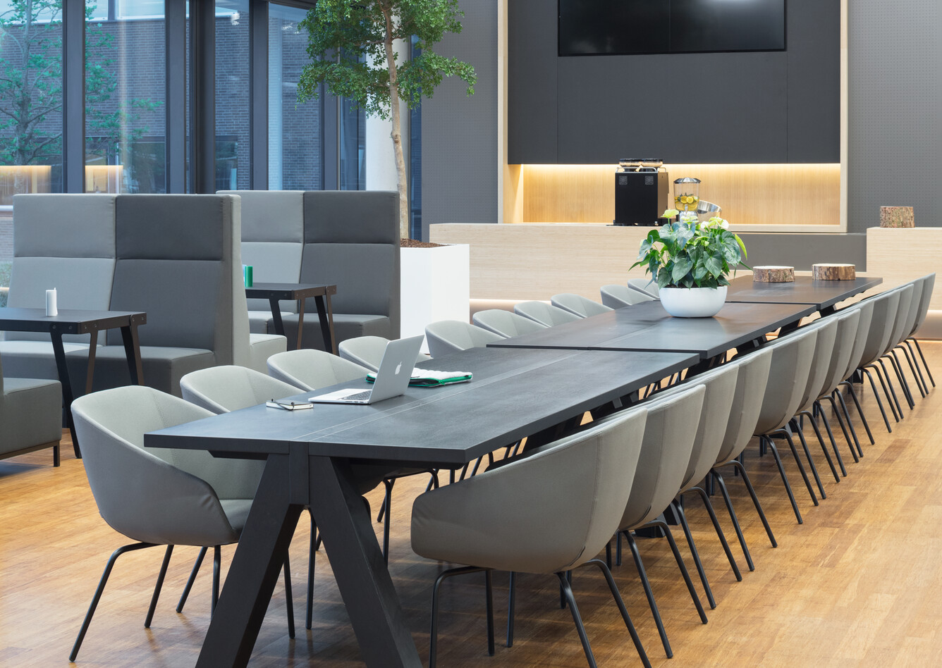 Vanderlande Royal Ahrend office project Vanderlande in Veghel 015