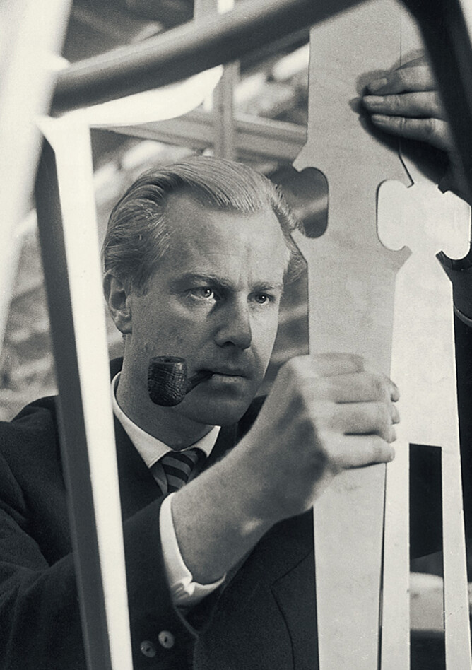 Friso Kramer Black and white portrait of Friso Kramer