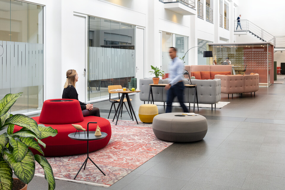 Recharge, Embrace, Result, Pyramid Royal Ahrend Inspiration Centre in Amsterdam 052B