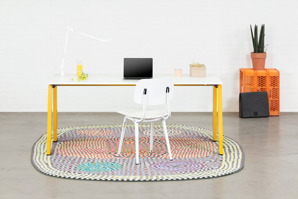 Balance, Revolt Royal Ahrend Balance 4 leg workstation in yellow with white top and white Result chair front view