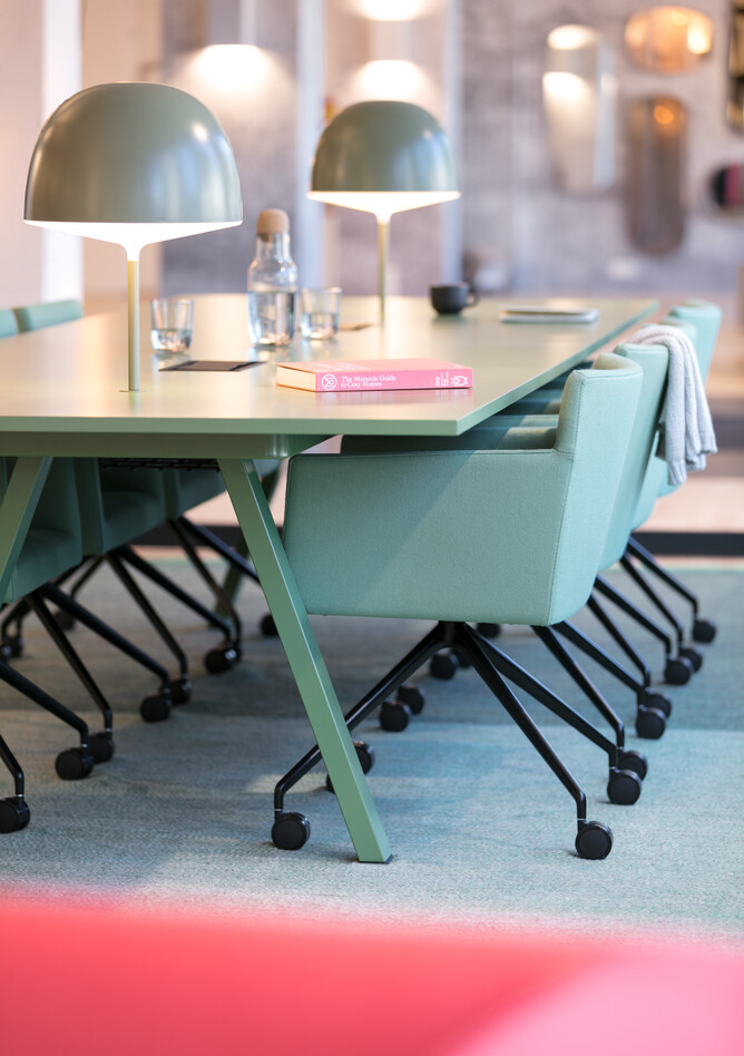 Aero Royal Ahrend Showroom in Rotterdam 05