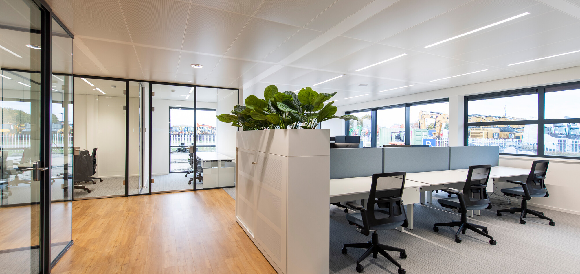 BAS Trucks Royal Ahrend office project BAS Trucks in Veghel BDF0031