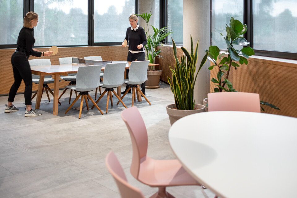 HumanTotalCare Royal Ahrend office project HumanTotalCare in Son SP25A