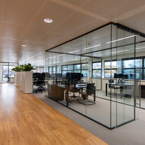 BAS Trucks Royal Ahrend office project BAS Trucks in Veghel BDF0006