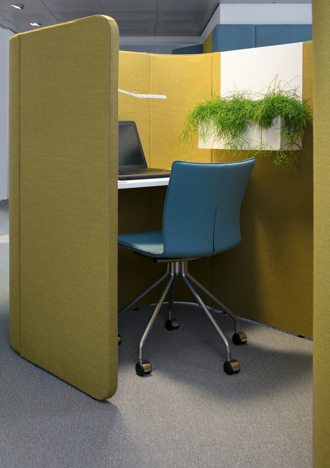 Concentration Corner, WELL Royal Ahrend Showroom in Rotterdam 04