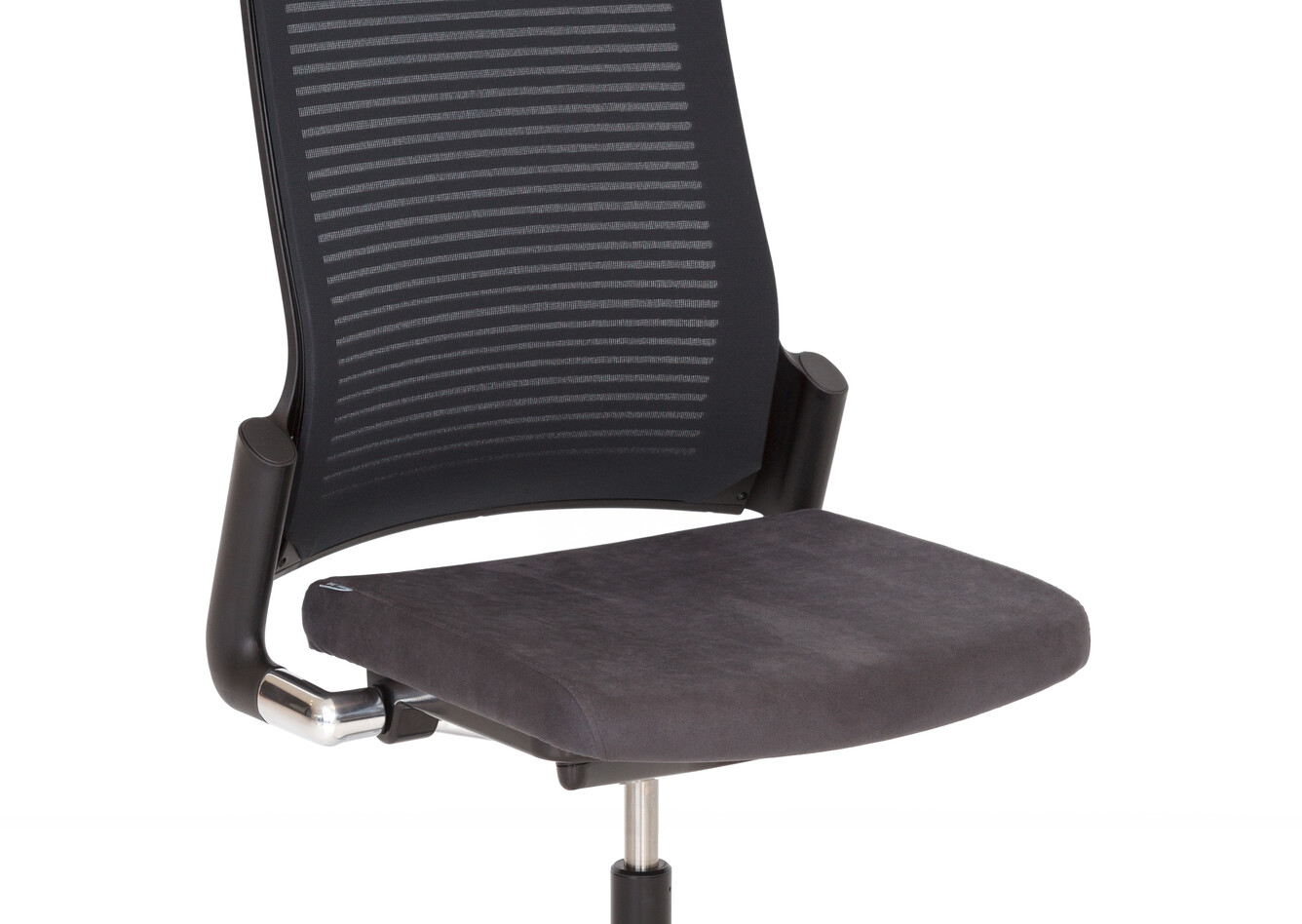 2020 Extra Verta Royal Ahrend 2020 Conference chair in black front left view